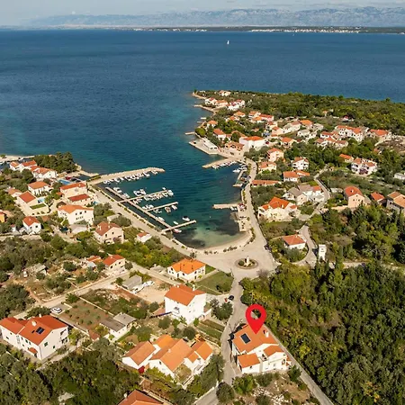 Gorgeous In With House Sea View Апартаменты *