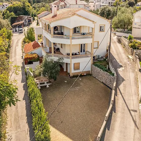 Gorgeous In With House Sea View Appartement