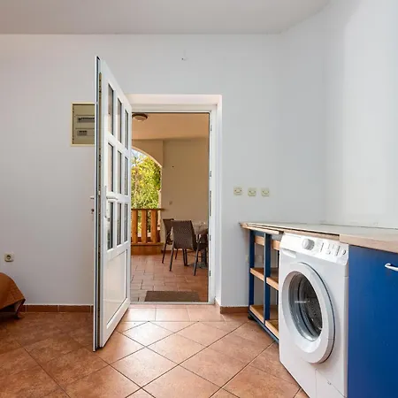 Gorgeous In With House Sea View * Lukoran