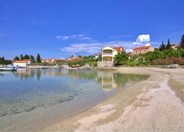 Gorgeous In With House Sea View *